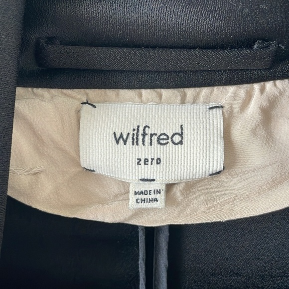 Wilfred Chavelier Blazer in Black - Picture 6 of 9